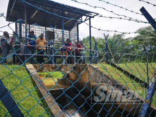Pintu air di mana lokasi Muhammad Naim bertugas.