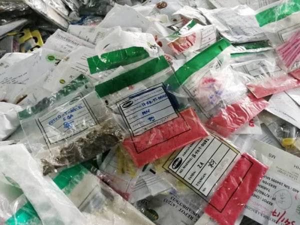 Antara dadah rampasan yang akan dilupuskan.