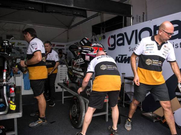 Pasukan Moto3 Gaviota Angel Nieto mengalami nasib malang apabila kem mereka dimasuki pencuri pada Shell Malaysia MotoGP 2019 di Litar Antarabangsa Sepang (SIC) semalam. - Foto Bernama