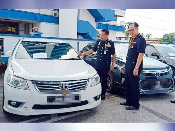 Antara kenderaan yang dirampas polis dalam operasi yang diadakan pada 30 Oktober lalu.