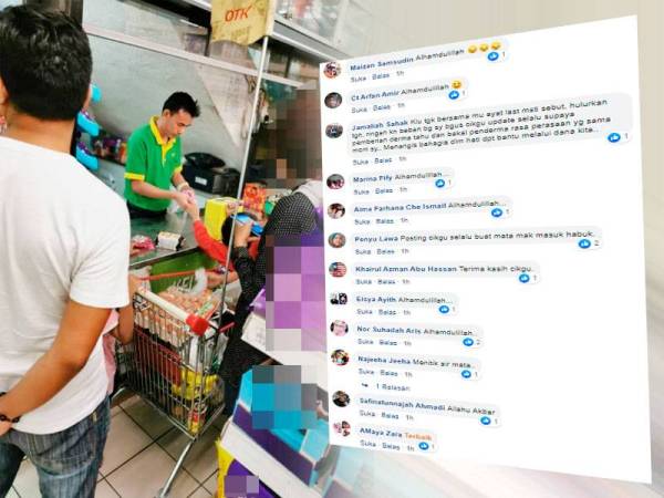 Keluarga tersebut sedang beratur untuk membuat bayaran.