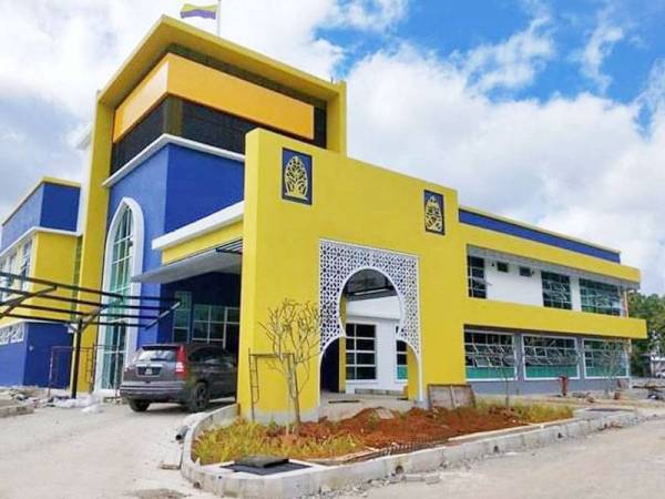 Bangunan pusat hemodialisis yang 91 peratus siap dibina.