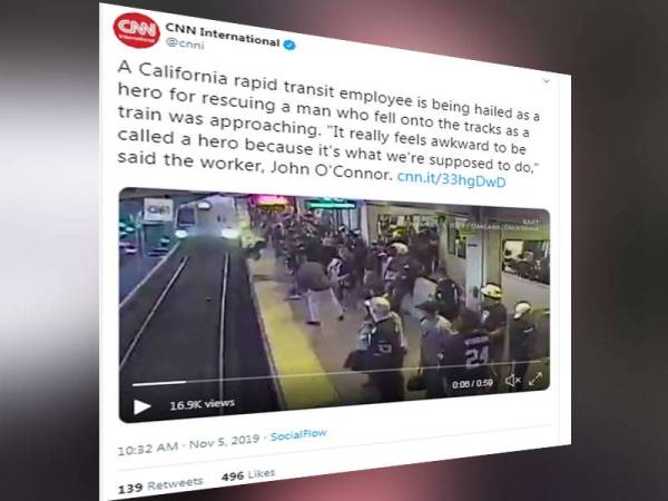 Kejadian tersebut yang dikongsi CNN tular di media sosial.