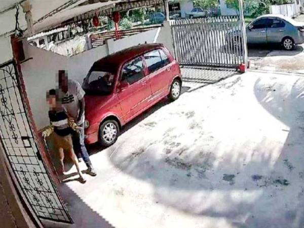 Rakaman kes samun yang tular di media sosial.