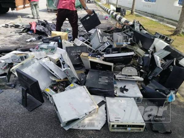 Sebahagian komputer dirampas dalam serbuan dari tahun 2012 hingga 2018 di daerah Kuala Langat.