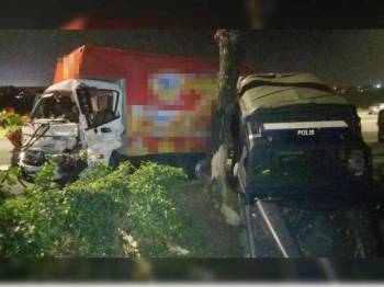 Polis Maut Rempuh Kenderaan Petugas Propel