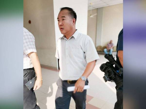 Chia Poh Fatt mewakili syarikat Sheng Chen Enterprise didenda RM18,000 oleh Mahkamah Sesyen Seremban hari.