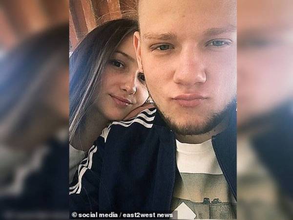 Alexey Golubnichy (kanan) dikenal pasti sebagai mangsa yang maut dalam kejadian tembakan di sebuah kolej di bandar Blagoveshchensk.