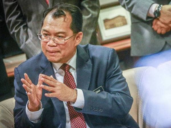 Nik Azman - Foto Malay Mail