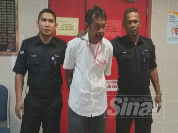 Zuriak didapati bersalah melakukan kelucahan melampau terhadap anak jirannya tiga tahun lalu di Mahkamah Sesyen di sini hari ini.