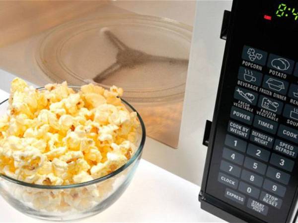 Kecederaan dialami remaja tersebut sama seperti dialami pekerja yang terdedah kepada perisa bertih jagung ketuhar gelombang mikro.