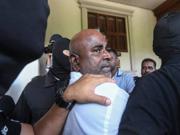 Gunasekaran didakwa di Mahkamah Sesyen Kuala Lumpur 31 Oktober lalu berhubung kumpulan pengganas Harimau Pembebasan Tamil Eelam (LTTE). - Foto Bernama