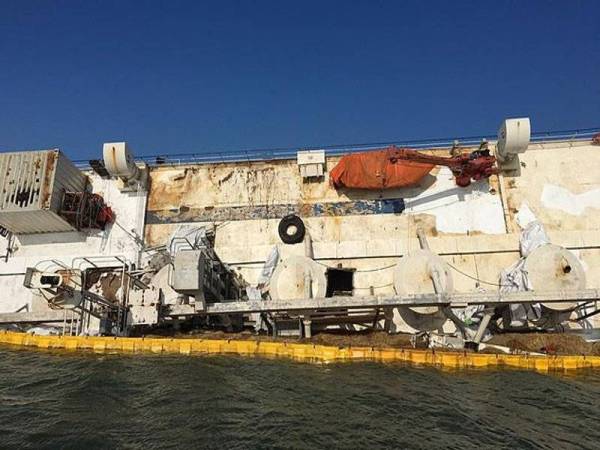 Kapal Queen Hind terbalik sejurus selepas meninggalkan pelabuhan Midia dengan membawa 14,600 ekor kambing biri-biri.