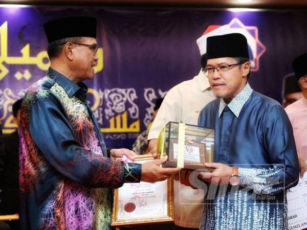 Barisan Jawatankuasa masjid itu ceria dengan anugerah dan kejayaan yang ditempa oleh Masjid Temerloh Jaya dalam program tersebut.