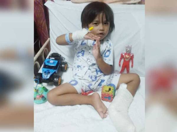 Muhammad Ammar Qayyum ketika dirawat di HSNZ.