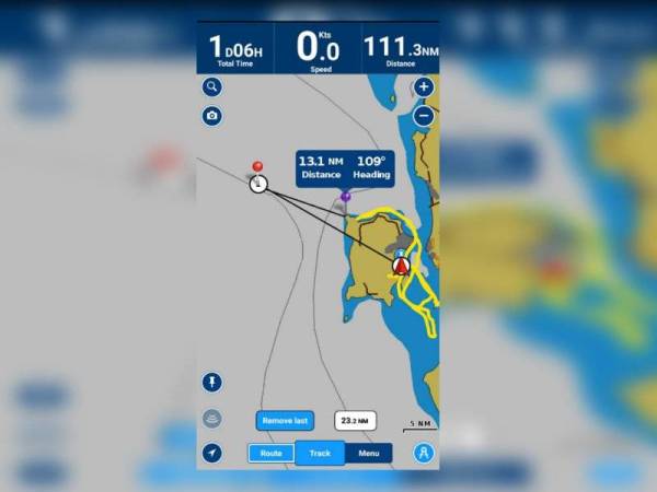 Lokasi nelayan yang dilaporkan hilang selepas bot dinaiki dibadai ombak kuat malam tadi.