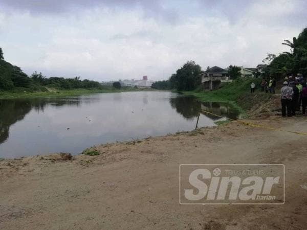 Kawasan Kolam Takungan Air Kampung Pasir Kota.
