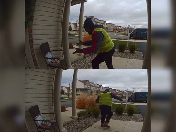 Karim Reed III terkejut melihat beberapa makanan dan minuman secara percuma di hadapan rumah Ouma.(Gambar bawah: Tarian kegembiraan Karim Reed III tular di laman sosial.)