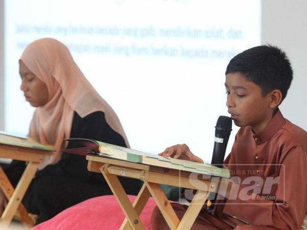 Program Kids#QuranHour bertujuan menggalakkan kanak-kanak yang juga ahli Kelab Nuri supaya dapat menimba sebanyak mungkin ilmu berkaitan al-Quran. - FOTO ASRIL ASWANDI SHUKOR