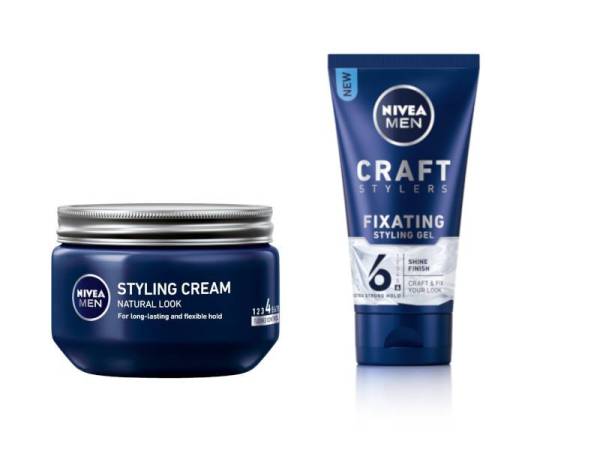 CRAFT Stylers Workable Styling Cream (kiri) dan Craft Stylers Fixating Styling Gel memberi kekemasan semula jadi dan daya tahan lama.