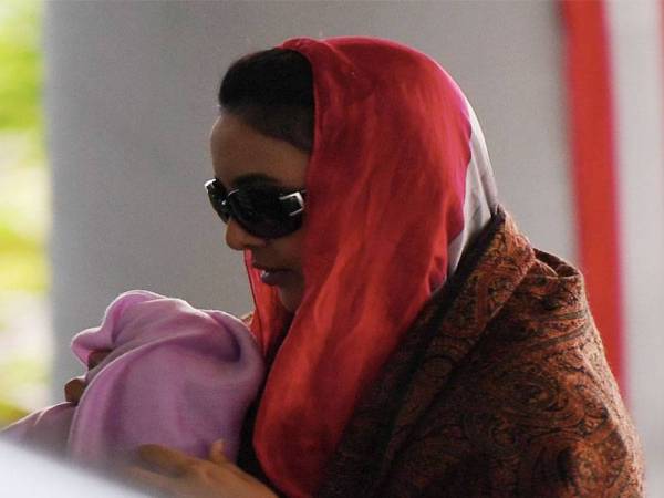 Samirah Muzaffar menghadapi tuduhan membunuh suaminya di Mahkamah Tinggi- FotoBERNAMA
