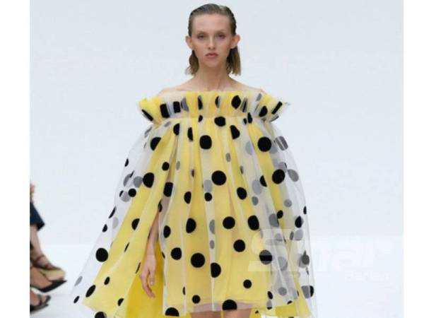 FESYEN polka dot menjuarai carta trend fesyen utama sepanjang tahun 2020.