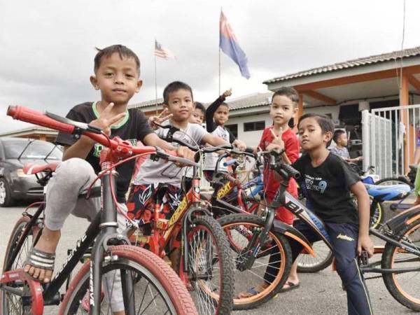 Felda komited menyediakan keperluan kemudahan perumahan kepada generasi Felda melalui PGBF yang diteruskan.