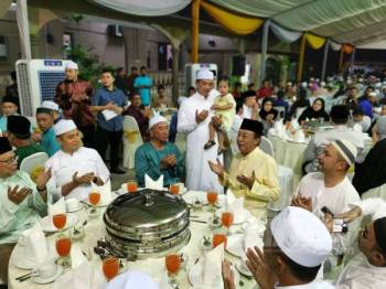 Video intim Azmin bersyukur tiada pendakwaan