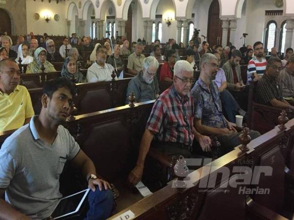 Sebahagian tetamu yang menghadiri syarahan umum di ISTAC, Kuala Lumpur hari ini.