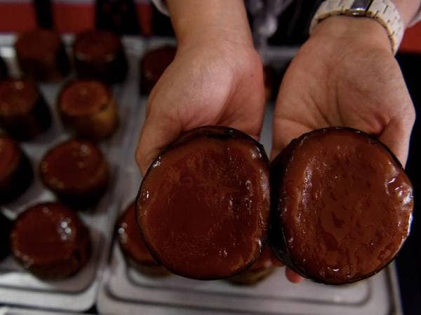 Kuih bakul yang dihasilkan Nur Farrah Diba sempena sambutan Tahun Baru Cina di sini. - Foto Bernama