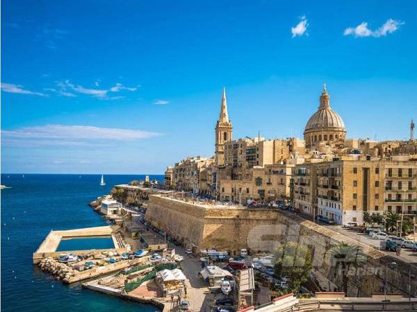 KEPADATAN penduduk dengan anggaran 450,000 orang, Malta merupakan salah sebuah negara terkecil di dunia.