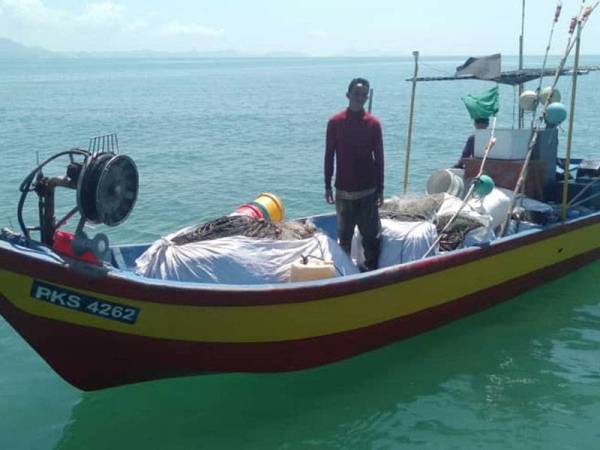 Sebuah not nelayan tempatan ditahan selepas didapati menyalahi Akta Perikanan 1985.