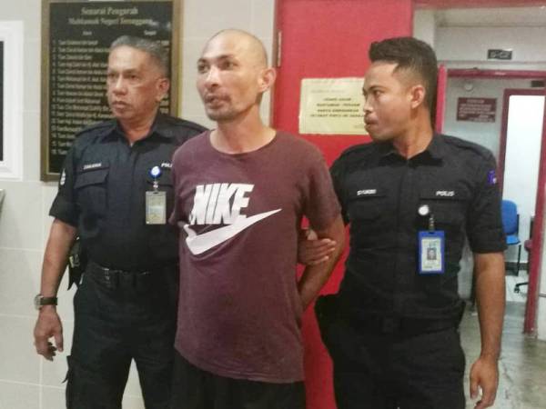 Mohd Azree dikenakan hukuman dua minggu penjara oleh Mahkamah Majistret di sini hari ini selepas mengaku salah memukul anak saudaranya dengan penyapu