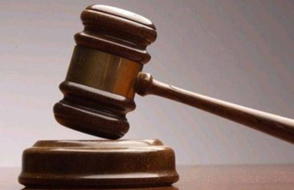  11 warga China itu ditahan sepasukan anggota polis dalam pemeriksaan di sebuah rumah dua tingkat di Kuching, 15 Januari lepas.