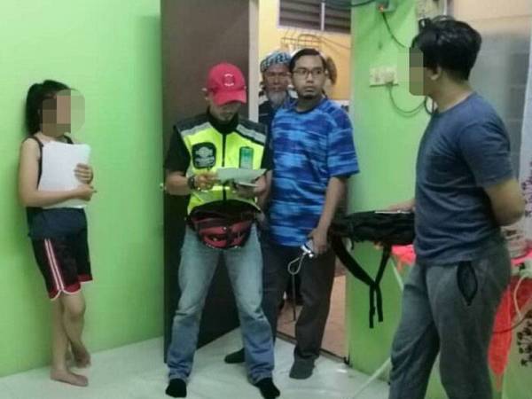 Pasangan ditahan berkhalwat dikesan masih berstatus isteri orang.