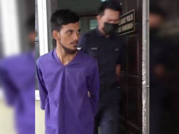 Mohd Safuan didakwa membunuh anak saudaranya yang berusia 3 tahun di Mahkamah Majistret Kemaman hari ini.