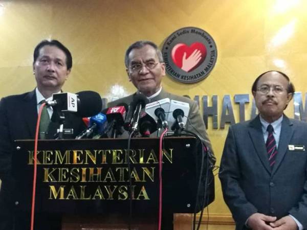 Dr Dzulkefly ketika sidang akhbar mengenai perkembangan koronavirus di Putrajaya hari ini.