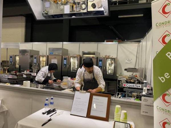 Zainal ketika membuat persiapan ketika bertanding.