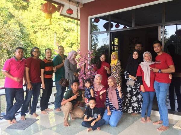 Kediaman Geok Suet meriah setiap kali tibanya Tahun Baru Cina.