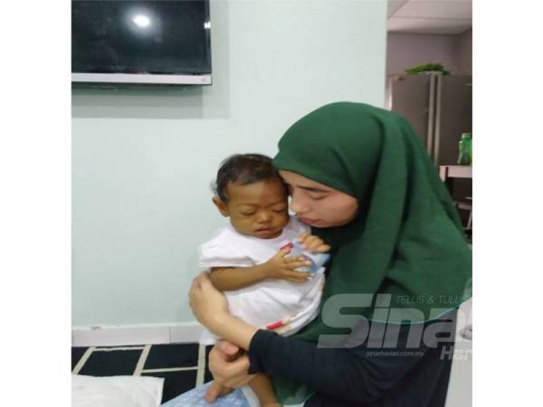 Zuridah berharap Maryam dapat menjalani pembedahan hati.