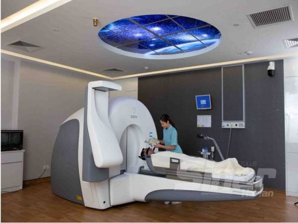 GAMMA Knife Icon berperanan untuk mengurangkan risiko kerosakan sel otak yang normal.