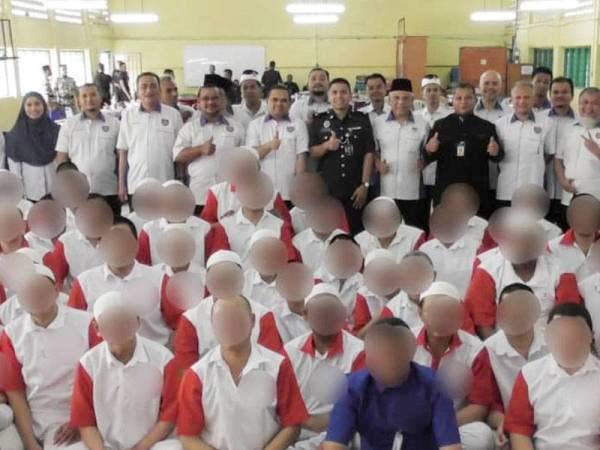 Seramai 75 orang banduan akhir disatuni dalam Program Tebarkan Kebaikan Bersama Khaira PPZ pada Selasa lalu.