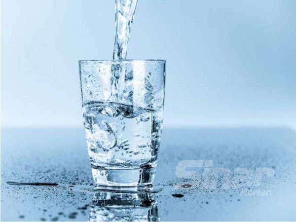 Penting Minum Air Kosong Dengan Cukup