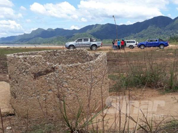 Antara telaga lama yang masih ada dan dipercayai menjadi sumber air penduduk Kampung Mong Gajah satu ketika dulu.