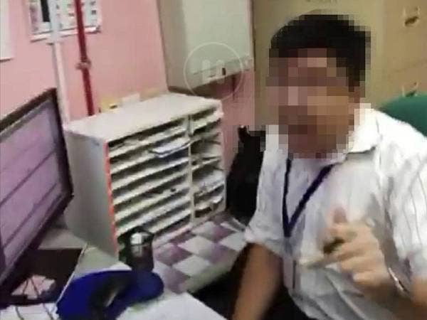 Video seorang doktor bercakap kasar dengan pesakit tular di media sosial Facebook.