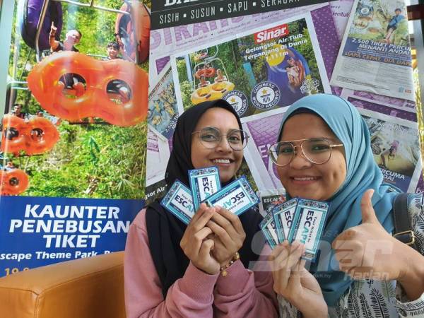 Pemenang tiket Taman Tema Escape. 