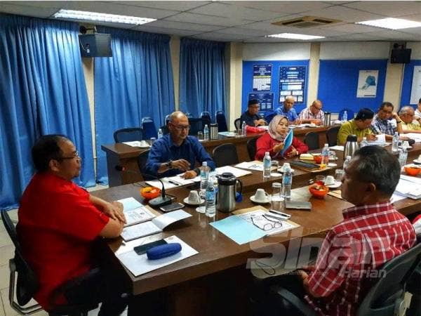 Mesyuarat Jawatankuasa UMNO Hulu Langat yang diadakan semalam.