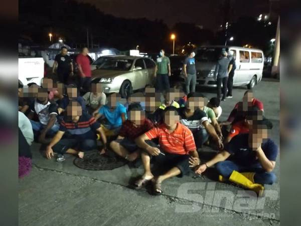 Antara PATI yang ditahan dalam operasi di Pasar Borong Selangor, Seri Kembangan malam tadi.