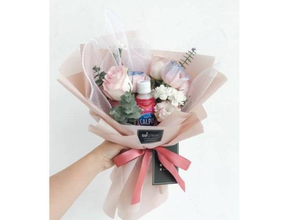 JAMBANGAN bunga Calpis Sakura x 50gram ideal dijadikan bingkisan istimewa buat insan tersayang.