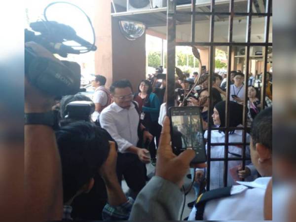 Ketua Setiausaha Pengelola PKR, Nik Nazmi Nik Ahmad turut hadir bagi mengikuti Mesyuarat MPP yang berlangsung di Merchant Square, hari ini.